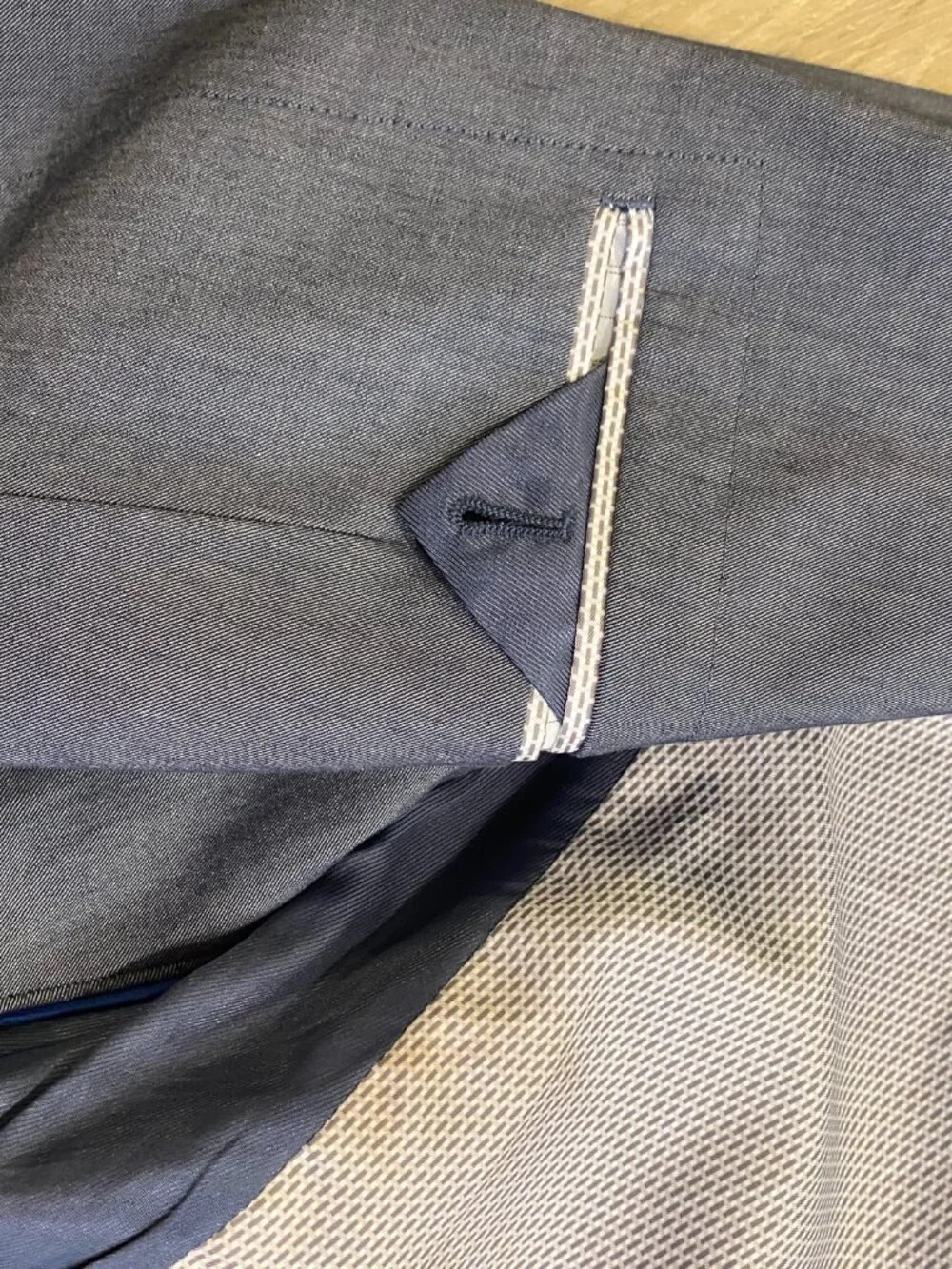 Banana Republic Tailored Fit Blazer 40R Blue Sport Coat Jacket AS IS Stains